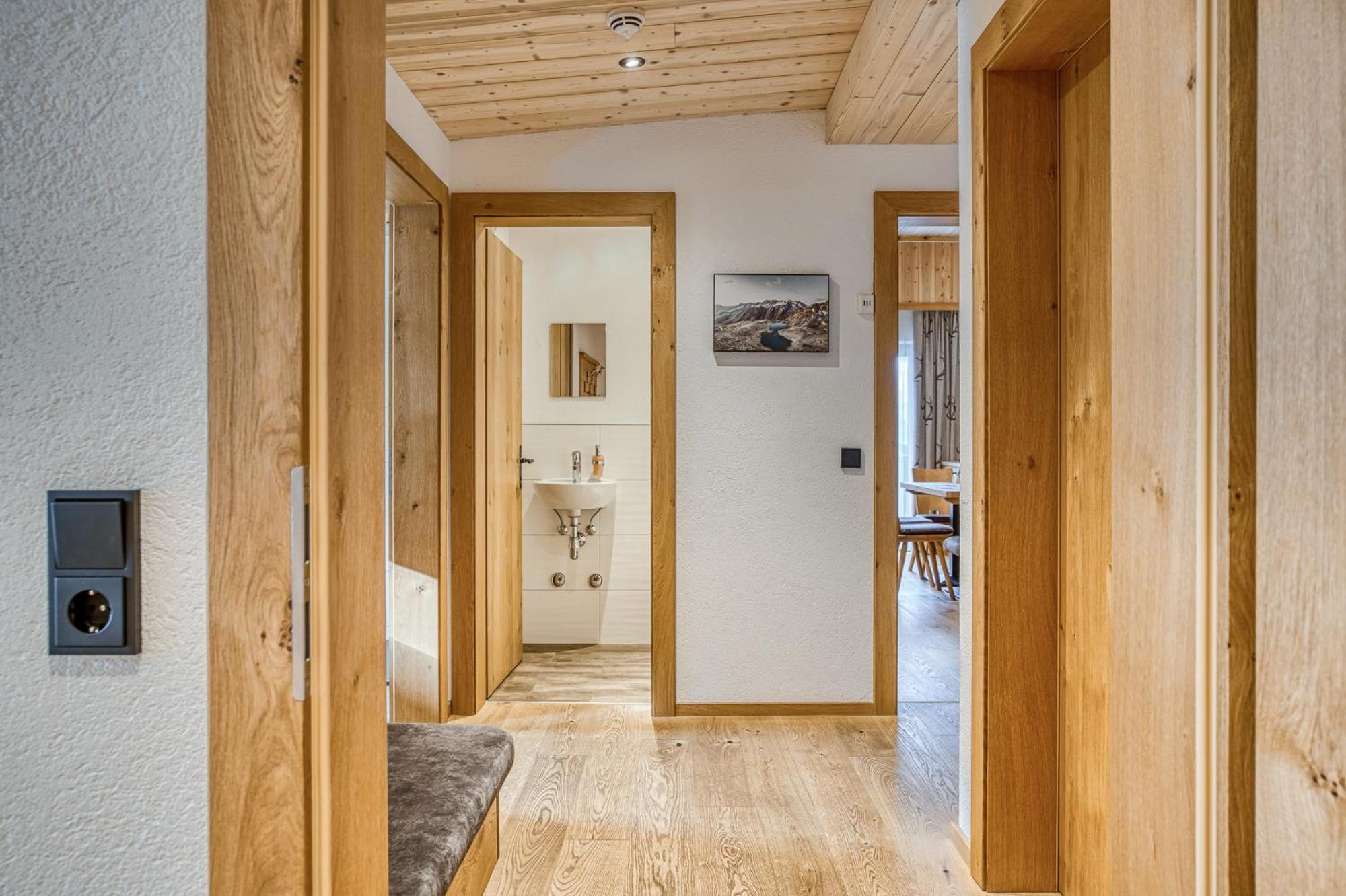 Hotel Alpenstolz มีเดอร์ส ห้อง รูปภาพ