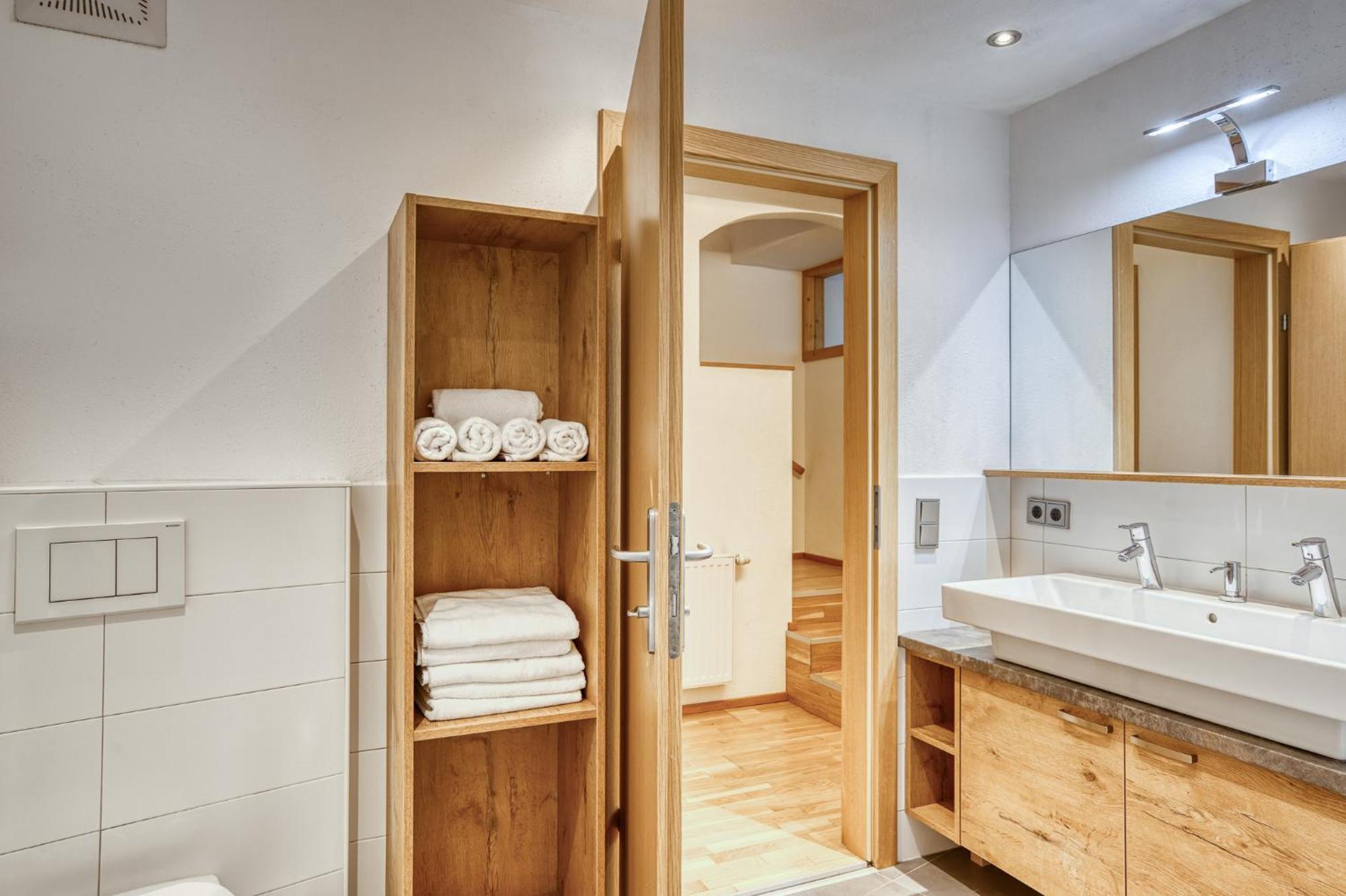 Hotel Alpenstolz มีเดอร์ส ห้อง รูปภาพ