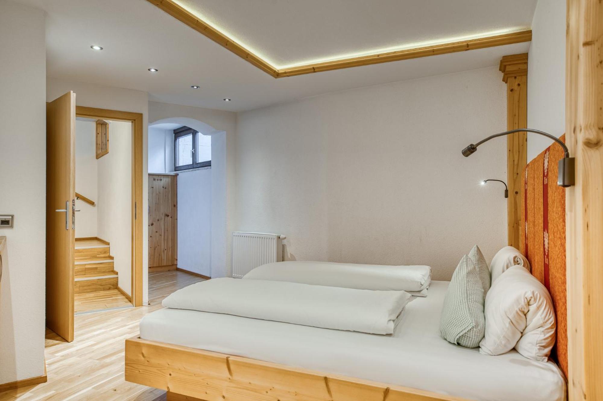 Hotel Alpenstolz มีเดอร์ส ห้อง รูปภาพ