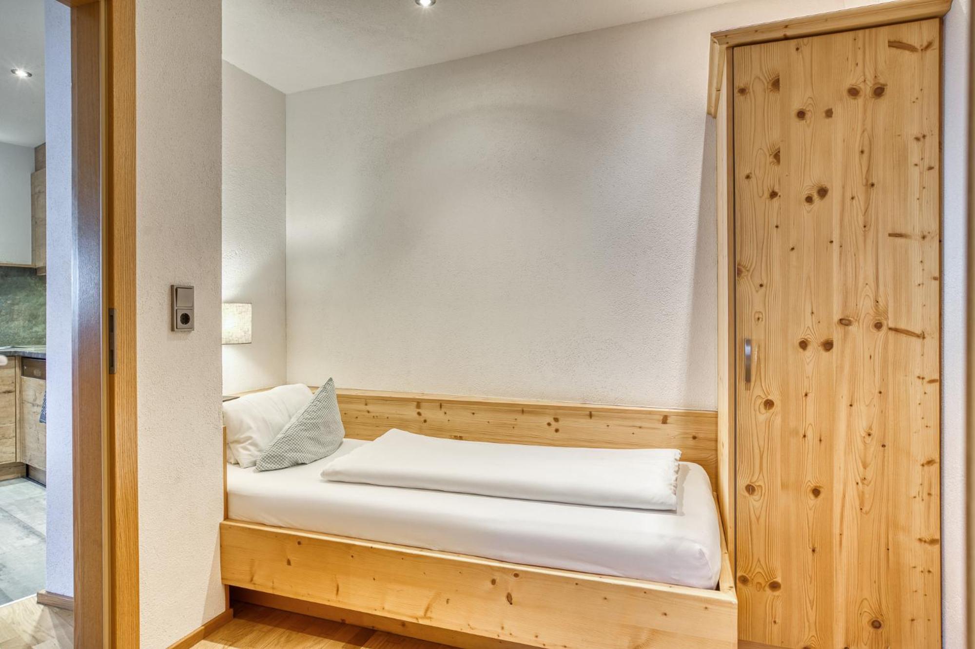 Hotel Alpenstolz มีเดอร์ส ห้อง รูปภาพ