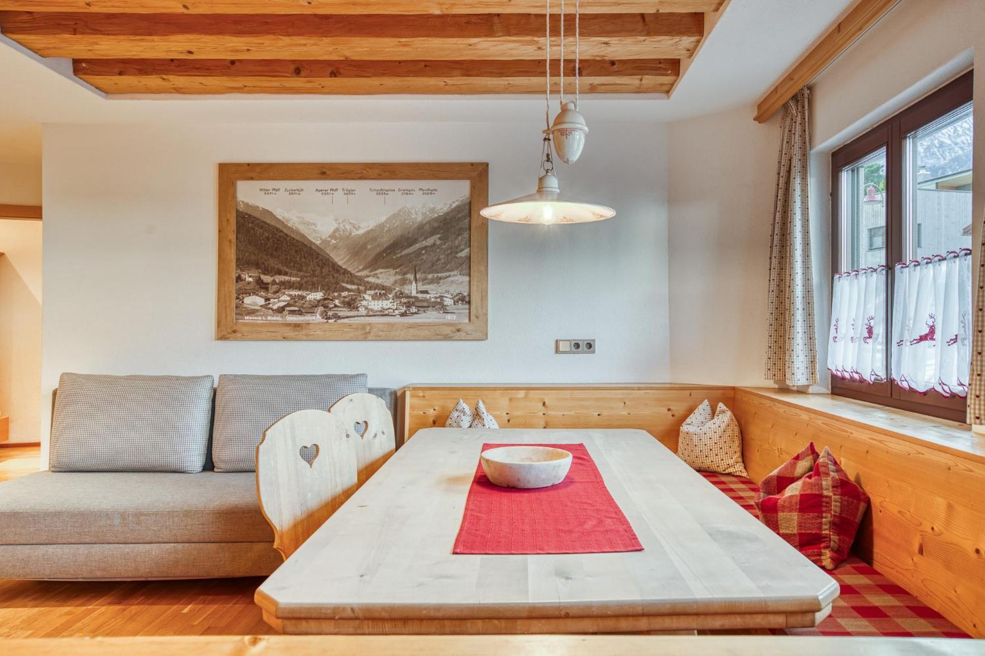 Hotel Alpenstolz มีเดอร์ส ห้อง รูปภาพ